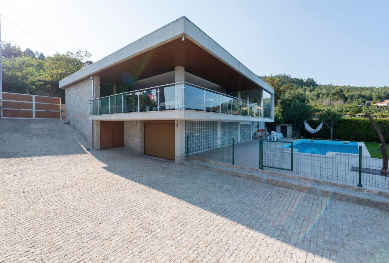Lovelystay - Casa Guimas Penafiel Extérieur photo